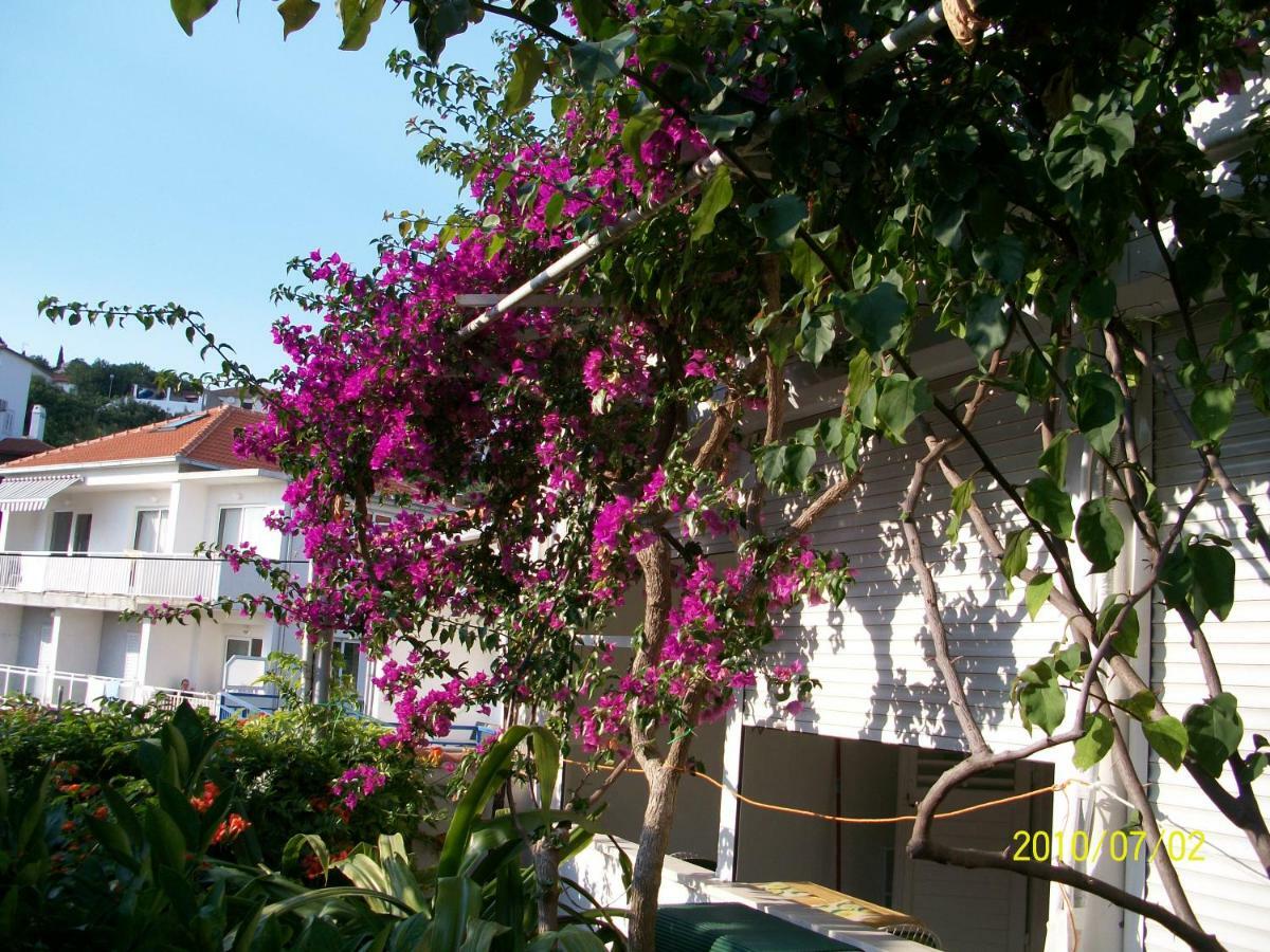 Apartmani Surlin Hvar Town Exterior foto